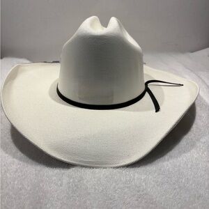 Smithbilt Hats Unisex White Cowboy Hat Size L/XL Cattleman Style